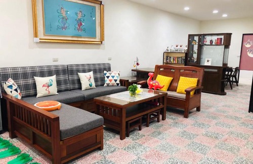 Fuxing District Apartment | Discover Family-Friendly Comfort at 丸山小房子 Hotel