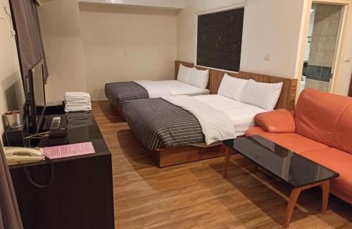 Beinan Hotel | 九族飯店: Family-Friendly Retreat with Pool & Hot Tub