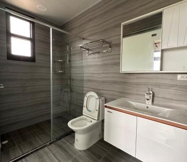Jinning House | Exceptional 五星佶民宿: Family-Friendly with Kitchen Access