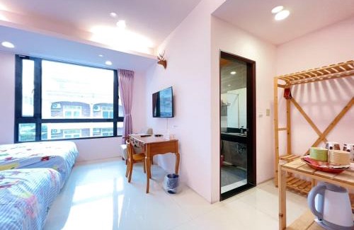 Hualien City Centre House | Family-Friendly 享窩民宿 - Book Your Cozy Retreat Today!