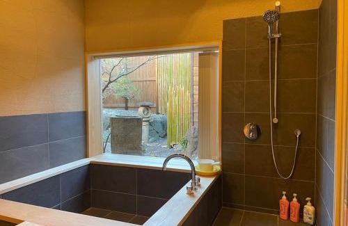 Ise Apartment | Experience 伊風ifu貸切一棟宿: 4-Star Family Retreat