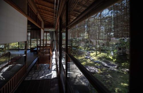 Ukyo Ward House | Premier 4-Star Stay at 伝心庵 Garden Villa Denshin-An