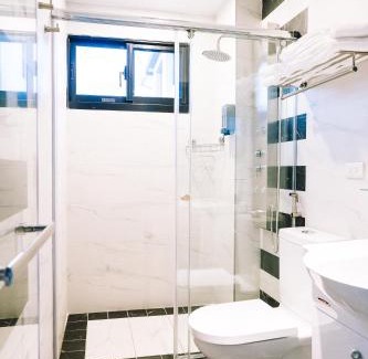 Sanxing Bed & Breakfast | Remarkable Siheyuan Homestay with Kitchen & 9/10 Rating