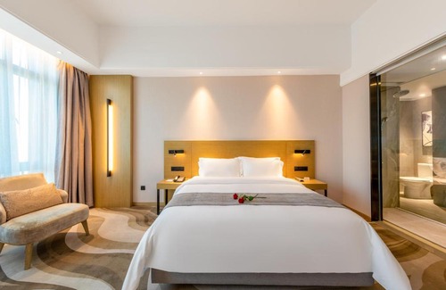 Shunde Hotel | Discover 佛山金美域林禧酒店: Family-Friendly 4-Star Stay