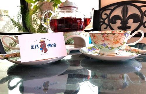 Jinsha House | Oceanfront Retreat: Otter Footprints B&B with Amazing Views
