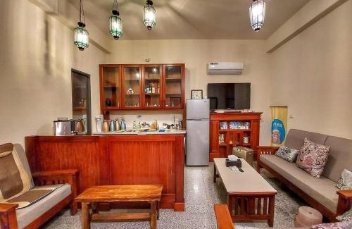 Jinsha House | Oceanfront Retreat: Otter Footprints B&B with Amazing Views