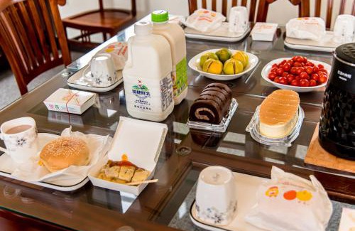 Jinsha House | Oceanfront Retreat: Otter Footprints B&B with Amazing Views