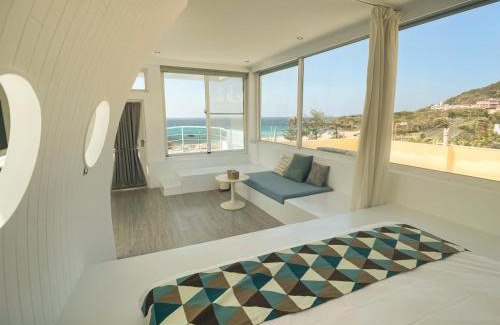 Sail Rock Beach House | 初嶼Meet