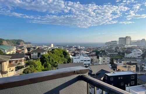 Katsuura House | 勝浦一望貸切宿 Tona