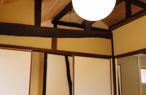 Maniwa House | Welcoming 北房まちの駅 ゲストハウス with Breakfast & Kitchen