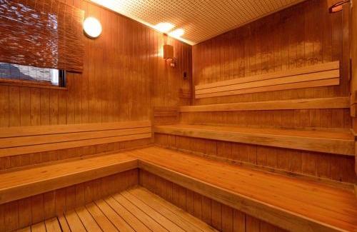 Takeo Hotel | Experience 北方温泉四季の里 with Delightful Dining Options