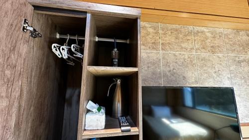 Fuxing District Apartment | Discover North Star Resort: Pet-Friendly with Ocean Views