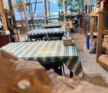 Xincheng House | Experience Oceanfront Bliss at 午玥海灘民宿-曼波館
