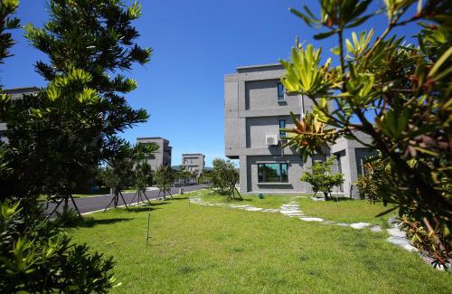Ji'an House | Pet-Friendly Ocean View Villa Near Dongda Night Market