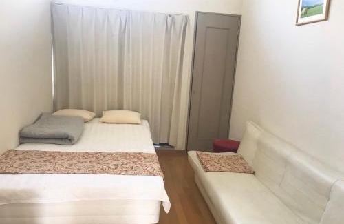 Hakata-ku Apartment | Modern Hakataekihigashi Apartment with Hot Tub & Parking