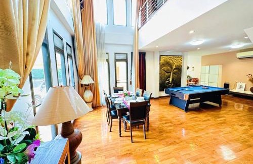 Wua Lai Villa | Elegant Villa with Pool Steps from Night Market & Ta Phae Gate