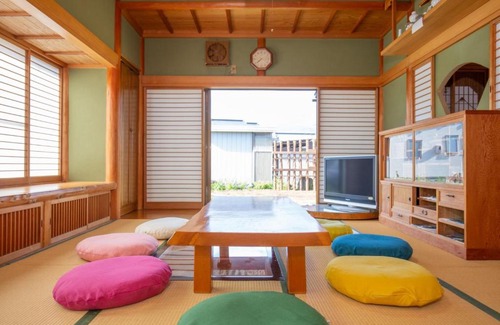 Shimo-yoshida Hotel | Experience古民家再生ホテル Relink: A 5-Star Retreat with Hot Tub