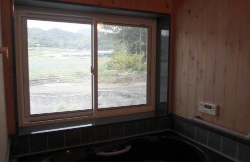 Kotohira-cho House | Experience Ancient Charm at 麻の宿 - Rated 9.3/10!