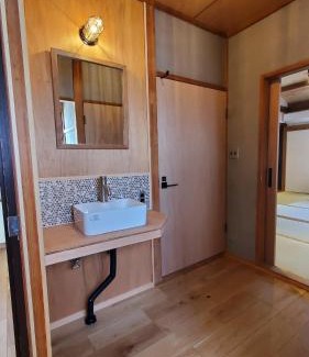Etajimacho Kirikushi House | Serene Kirikushi Coastal Village with Oceanfront Views
