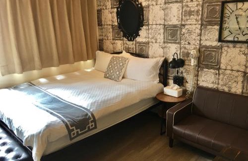 University District Apartment | Welcoming Grey Bear Hotel Near Taichung Night Market