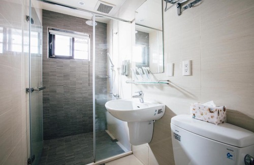 Zhongshan Apartment | Discover Family-Friendly Comfort at Jiyuan APT Hotel