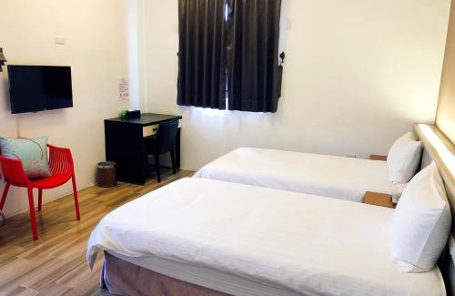 Shoufeng House | Cozy Propitious Castle B&B: Guest Rated 9/10 & Family Friendly