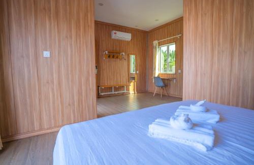 Semporna Hotel | Seaside Escape at 听海·度假庄园 - Family & Pet Friendly