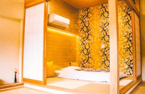 Kita Ward Hotel | Discover Waseido Zen: Eco-Friendly Retreat with Hot Tub