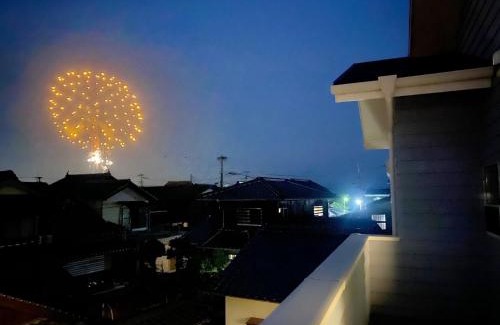 Hamasaki Apartment | Exceptional 唐津 海辺の家: Family-Friendly Beach Escape