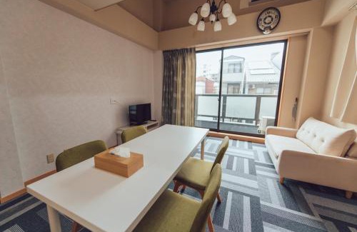 Naniwa Villa | Explore 唐風家: A Family-Friendly Retreat near Metro