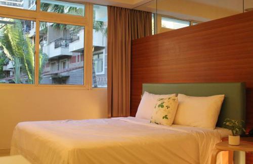 Anping Hotel | Budget-Friendly Stay at Edinburgh Motel with Breakfast