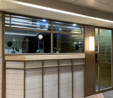Anping Hotel | Budget-Friendly Stay at Edinburgh Motel with Breakfast