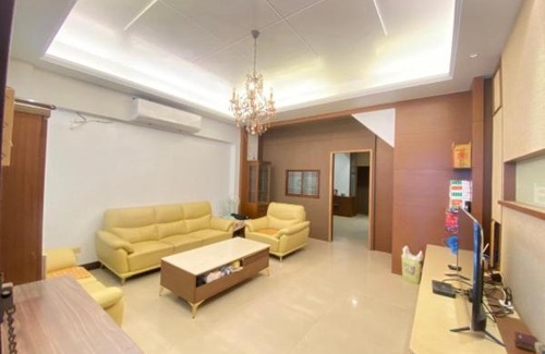 West District Villa | Explore 嘉義星晴包棟 Near Night Markets & Cultural Experiences