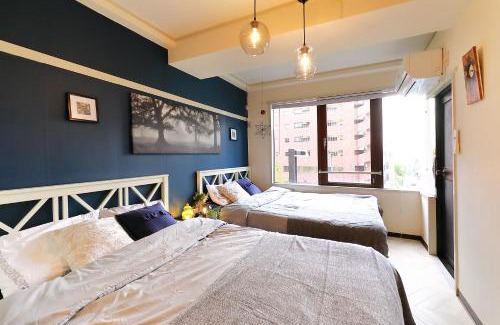 Yotsuya Apartment | Discover 四谷松本館ビル: Family-Friendly with Kitchen Access