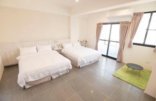 Magong House | Scenic Getaway at Memory In Water with Ocean View & Hot Tub