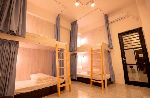 Magong House | Scenic Getaway at Memory In Water with Ocean View & Hot Tub