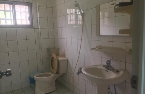 Lukang House | Cozy Stay at 在路上 with Kitchen & Breakfast Options