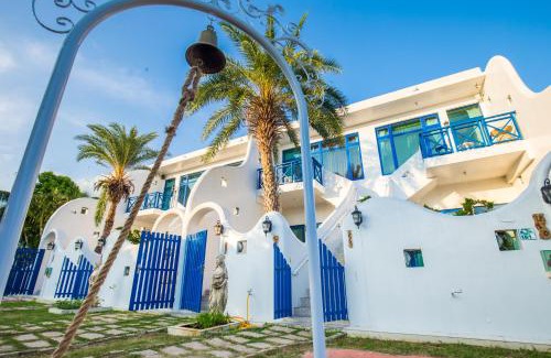 Xiaoliuqiu Bed & Breakfast | Pet-Friendly Xiao Liuqiu Mediterranean B&B with Ocean Views