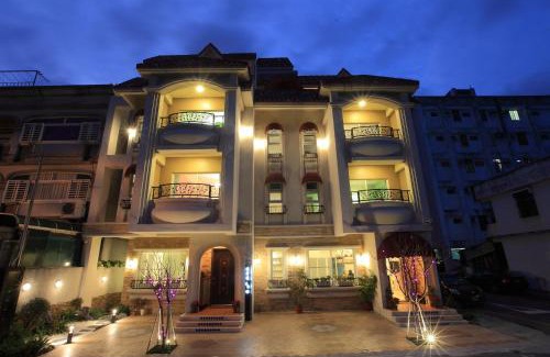 Hualien City Centre House | Explore Leveeside House: Pet-Friendly Getaway with Breakfast