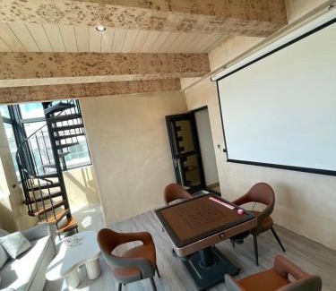 Hengchun Bed & Breakfast | Family-Friendly Retreat at 墾丁包棟民宿-曜凱樂