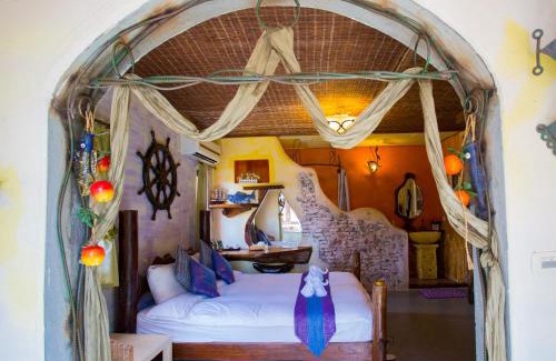 Sail Rock Beach House | Discover Oceanfront Bliss at 墾丁戀戀莎堡特色民宿 Castillo