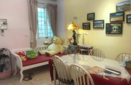 Hengchun Old Town Apartment | Family-Friendly Getaway at 墾丁旅行的家民宿