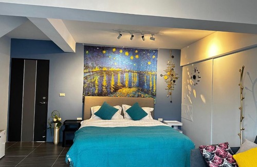 Renshou House | Relax in Comfort at 墾丁餘光小歇 小Villa with Pool