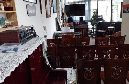 Da'an District House | Pet-Friendly Getaway at 大安加利利福音中心 with Pool
