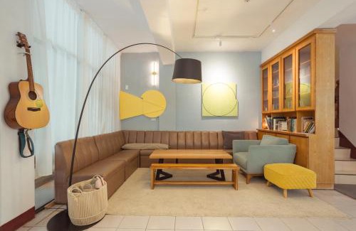 Tainan City Centre House | Inviting 大樹林 Mori: Ideal for Families, Rated 9.5/10