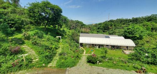 Tamsui House | Welcoming Sky Piece B&B: Family-Friendly Retreat Awaits