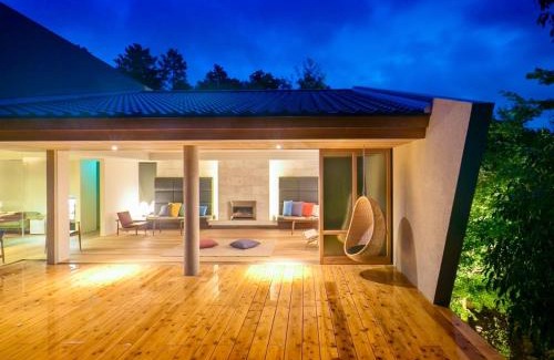 Takeo Hotel | Exceptional 奥武雄温泉 風の森 with Inviting Hot Tub