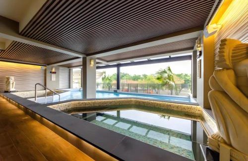 Anping Hotel | Inviting Move Resort & Spa with Oceanfront Views and Pools