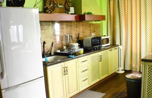 Anping Bed & Breakfast | Enchanting Anping Wedding House with Kitchen Amenities