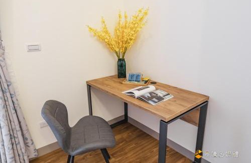 Wujie House | Top-Rated Twilight Riverside Homestay with Family-Friendly Amenities